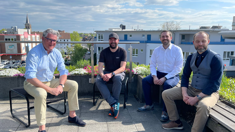 Prof. Dr. Andreas Meyer-Falcke, Jan Kus, Erik Lierenfeld und Thomas Hegenbarth (v.l.) trafen sich zu einem Gedankenaustausch