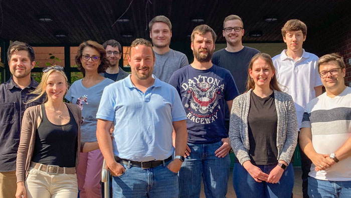 Das Studierendenprojekt wird begleitet von Christoph Schade (1. v.l.), Produktverantwortlicher für Bürgerschaftliches Engagement, seiner Mitarbeiterin Ayfer Sevim (3. v.l.) sowie der persönlichen Referentin des Bürgermeisters, Anna Sargalski (2.v.l.)