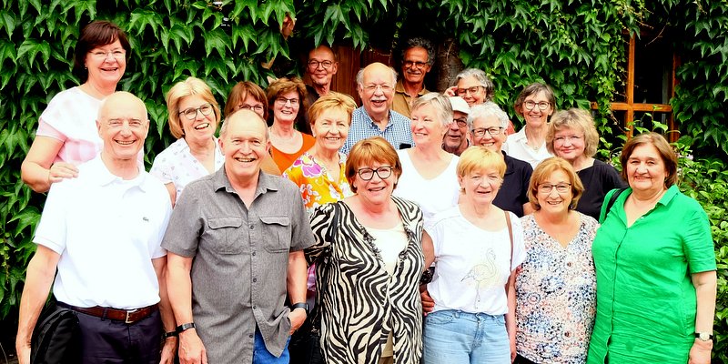 20 Ehemalige des Abitur-Jahrgangs 1973 feierten ihr Wiedersehen in Dormagen