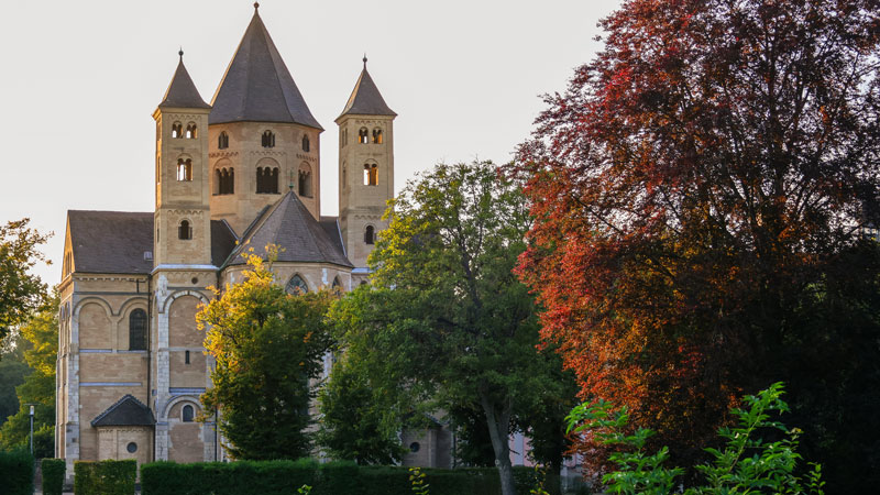 Die Knechtstedener Basilika bleibt als geistliches Zentrum und Wallfahrtsort dauerhaft erhalten