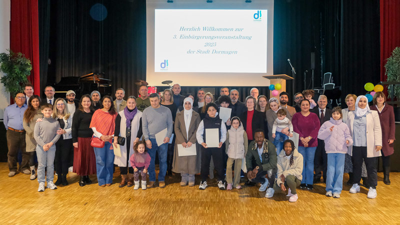 Die Stadt Dormagen heißt die neuen deutsche Staatsbürgerinnen und Staatsbürger willkommen