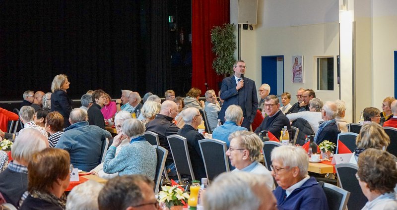 Viele Ehemalige der Stadtverwaltung nahmen an dem Treffen teil