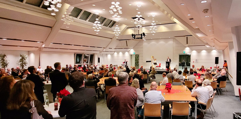 Blick ins gut besuchte Sparkassenforum