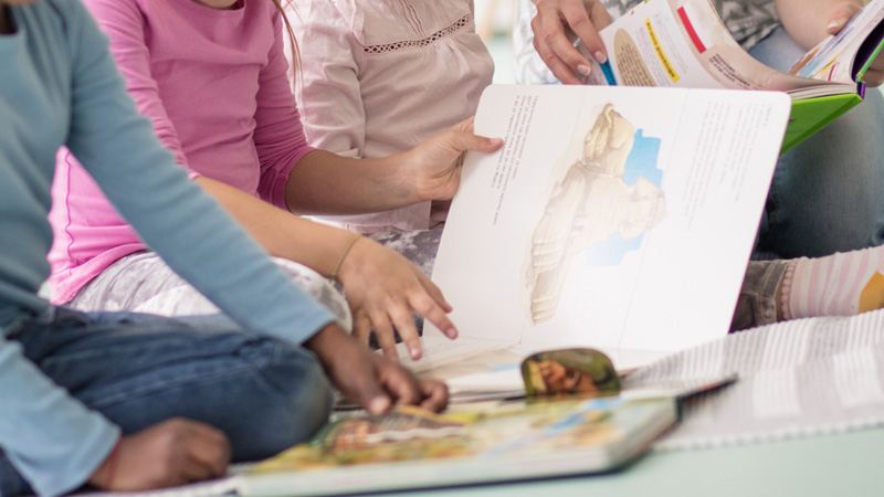 Bücher helfen Kindern, die Welt zu verstehen