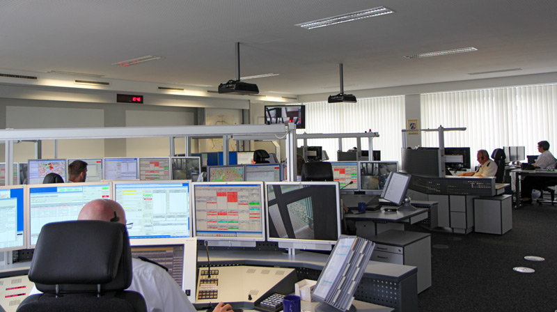 Die Kreisleitstelle nimmt unter der Nummer 112 alle Notrufe aus dem Rhein-Kreis Neuss entgegen