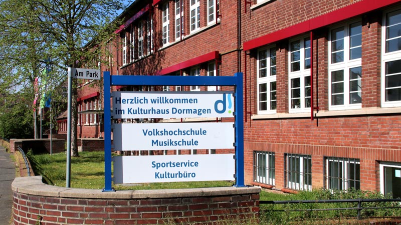 Dormagen: Die städtischen Musikschule befindet sich im Kulturhaus an der Langemarkstraße 1-3