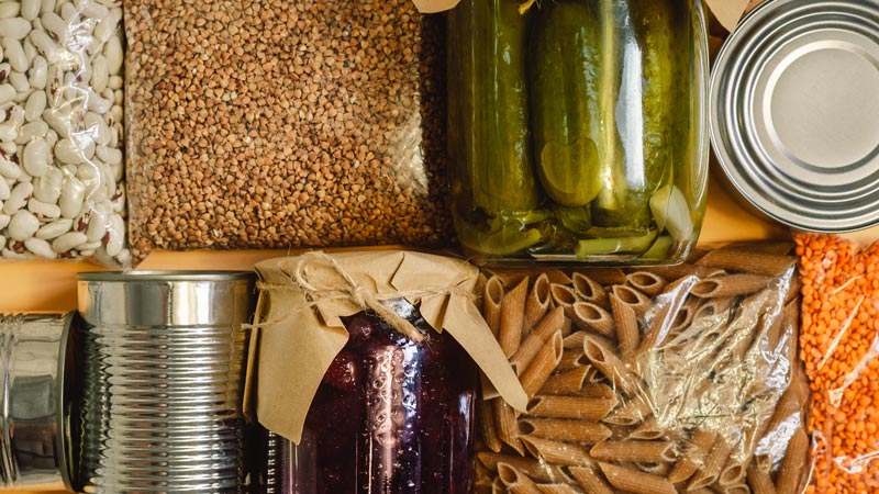 Gemeinsam helfen: Die Dormagener Tafel bittet um haltbare Lebensmittel