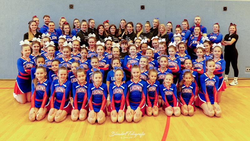 Dormagen: Die Lions Cheerleader aus Delhoven 
