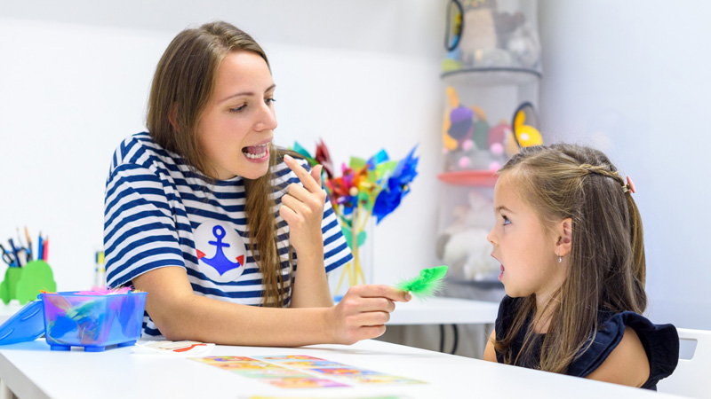 Der Sprachtherapeutische Dienst überprüft den aktuellen Sprachstand von Kindern