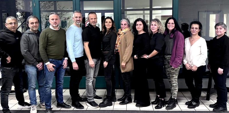 Kulturmanagerin Bilgen Pehlivan (2. von rechts) gehört zu den Hauptakteuren des Abends