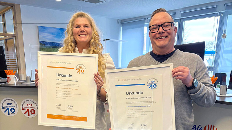Dormagen: Angela Hauschulz und Norbert Rauhaus vom evd-Serviceteam sind stolz auf die erneute Auszeichnung