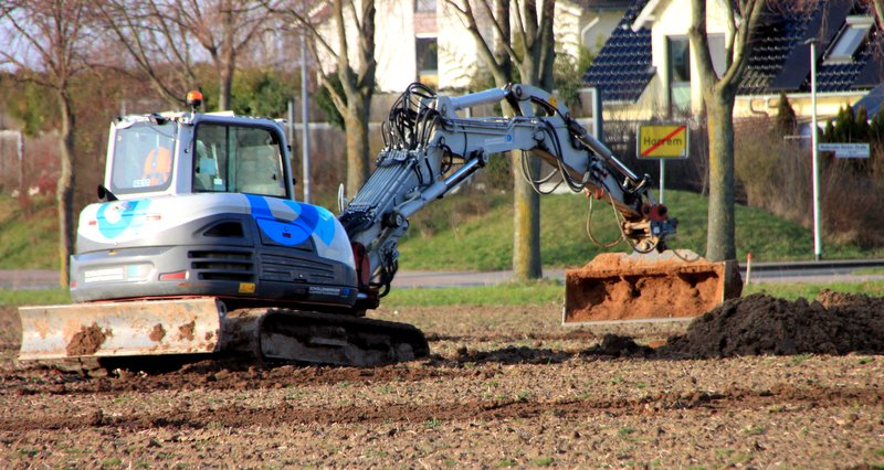 Nach der Identifizierung von Verdachtsmomenten wird das Gelände aktuell aufgegraben 