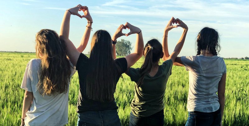 Der April steht bei Stadtlesefee Maria Krücken unter dem Motto „Freunde“