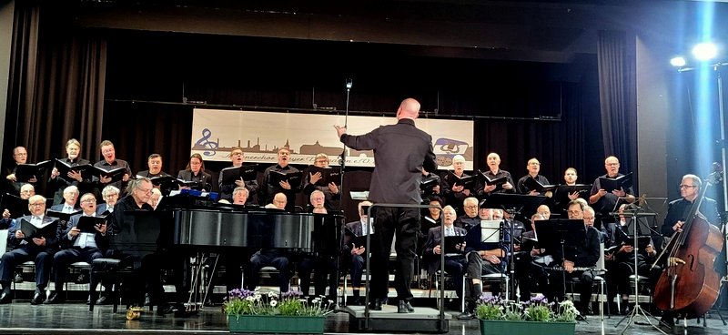 Das Konzert endete in tosendem Applaus und mehreren Zugaben
