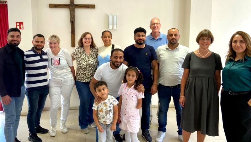 Der Nievenheimer Unterstützerkreis bleibt mit den Schutzsuchenden in Kontakt, auch wenn sie das Kirchenasyl schon verlassen haben