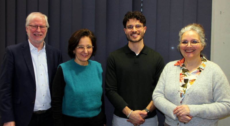 Informierten mit viel Sachverstand, von links: Volker Lewerenz, Isabel Schayani,  Borhan Akid und Dr. Fiona Missaghian-Moghaddam