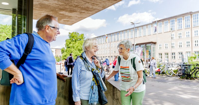 Das Gasthörer- und Seniorenstudium ist eine persönliche wissenschaftliche Weiterbildung