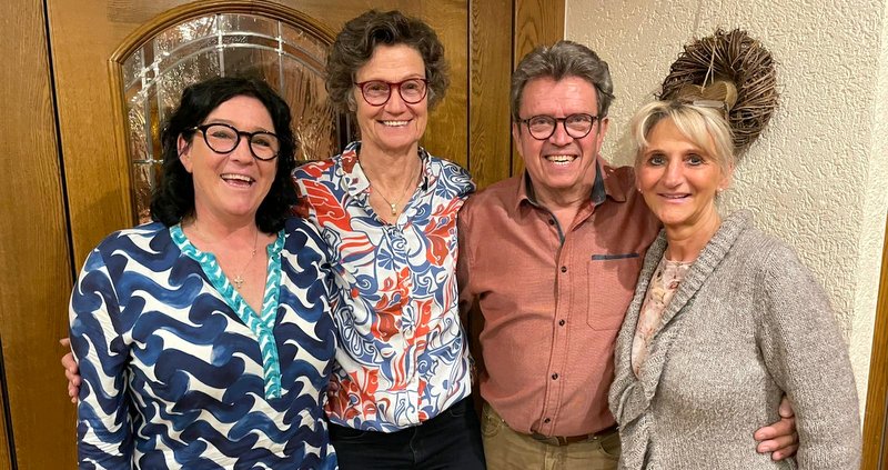 Der neue Vorstand der Heimatfreunde, von links: Sandra Ollig, Irmgard Kruse (Schatzmeisterin), Manfred Fiedler und Carola van Bömmel Wegmann
