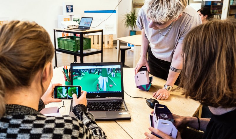 Das TüftelLab und das Netzwerk „Zukunft durch Innovation“ Rhein-Kreis Neuss beteiligen sich am Girl’s Day mit einem Workshop für Mädchen