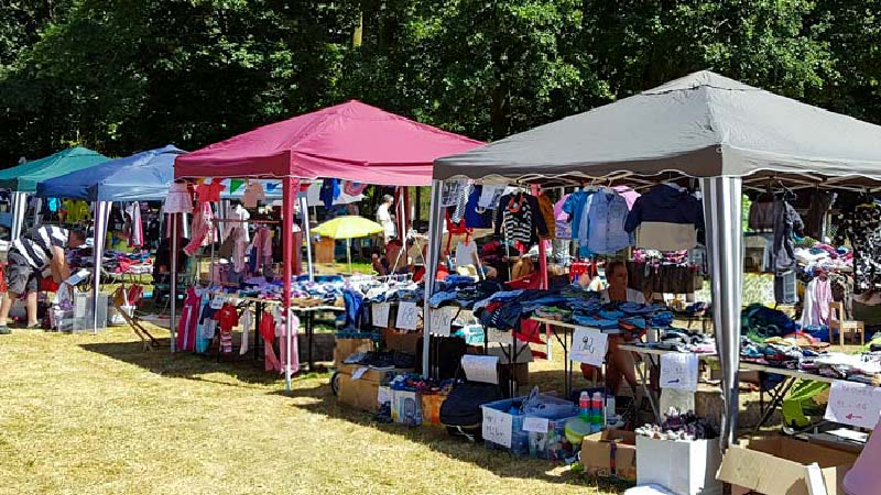 Der Kindersachenmarkt im Tannenbusch ist für viele junge Familien längst ein fester Termin im Jahreskalender